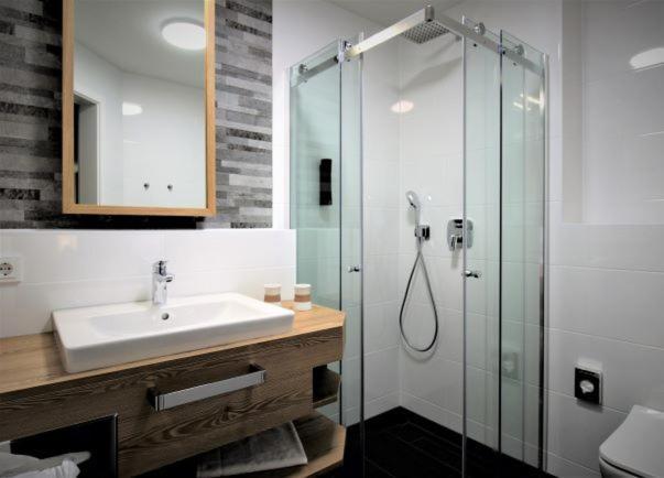 Privat & Boutique Hotel Plauer See Fuenfseen Екстер'єр фото